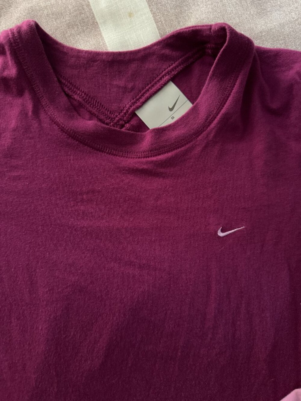 EUC Nike Burgundy Pink Layered Long Sleeve Top Sz S - Picture 2 of 8
